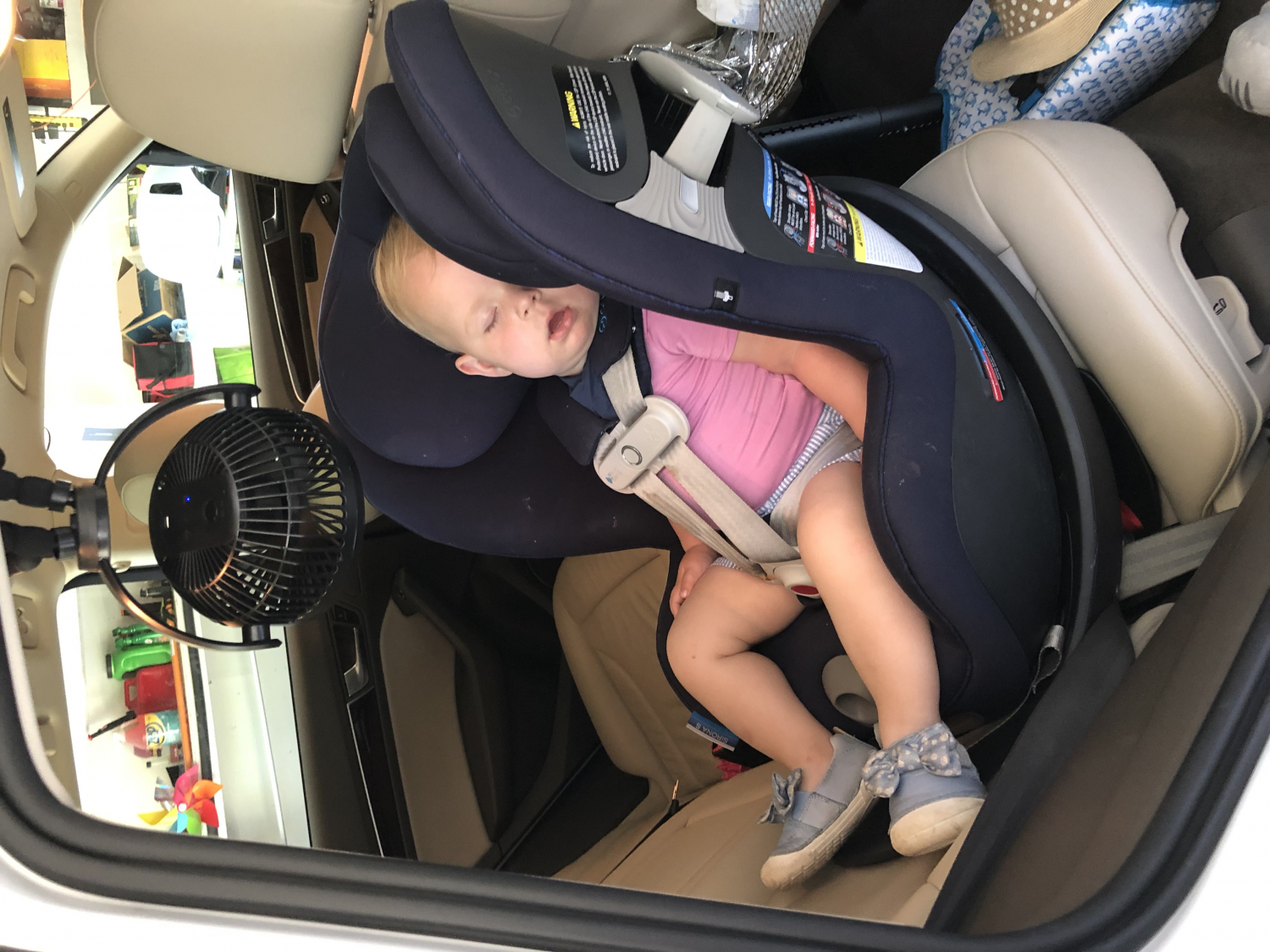Cybex Sirona S 360 convertible car seat with Sensor Safe Premium