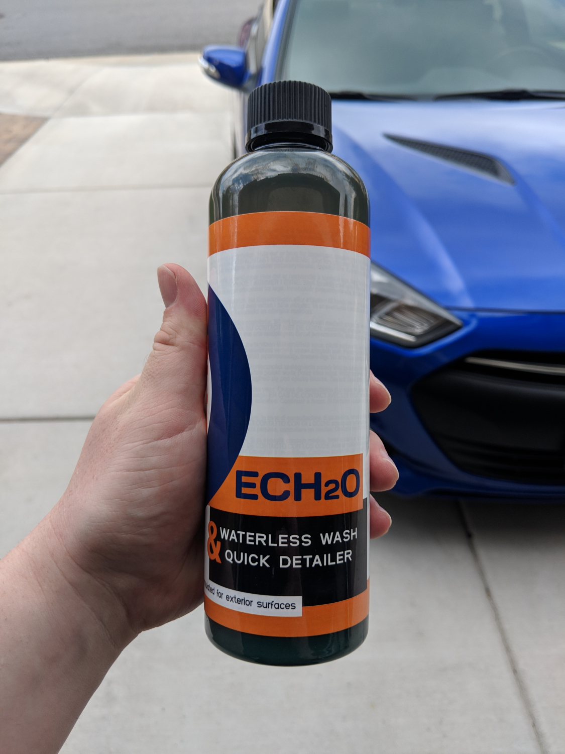 CARPRO ECH2O Waterless Wash and Quick Detail Spray