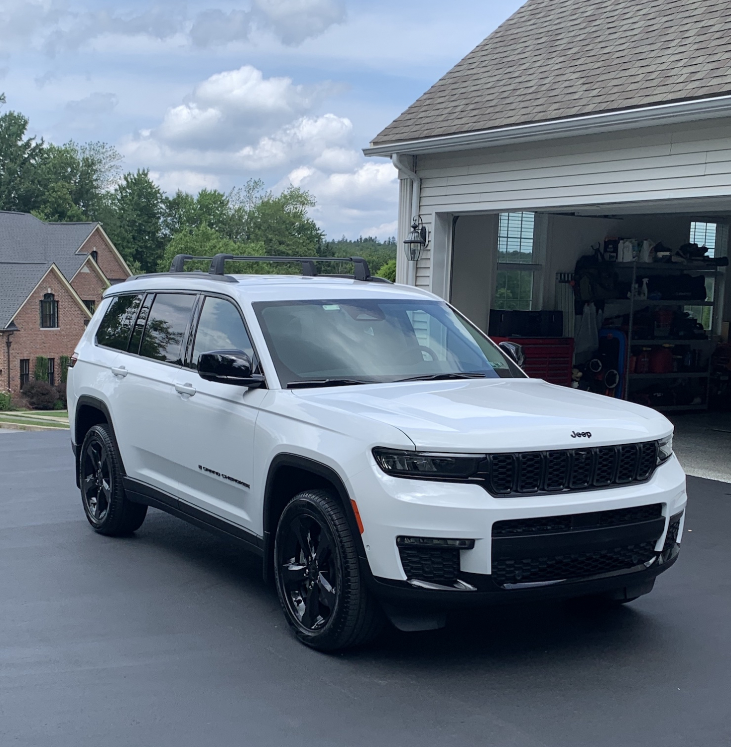 Jeep Grand Cherokee L Cross Bars - Mopar