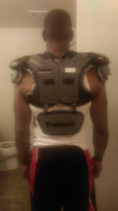 Riddell Phenom M-size shoulder pad