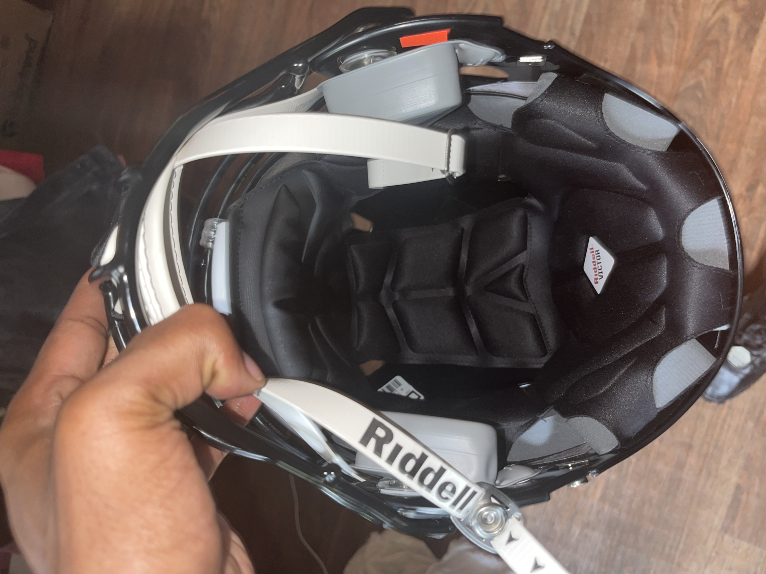 Riddell Victor-i Youth Football Helmet with Facemask