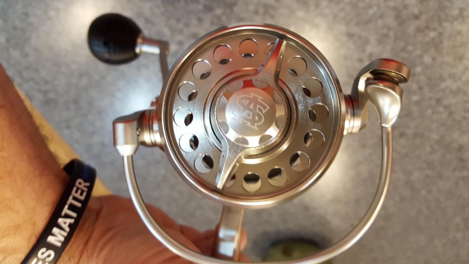 Van Staal VR151B Spinning Reel - Black - TackleDirect