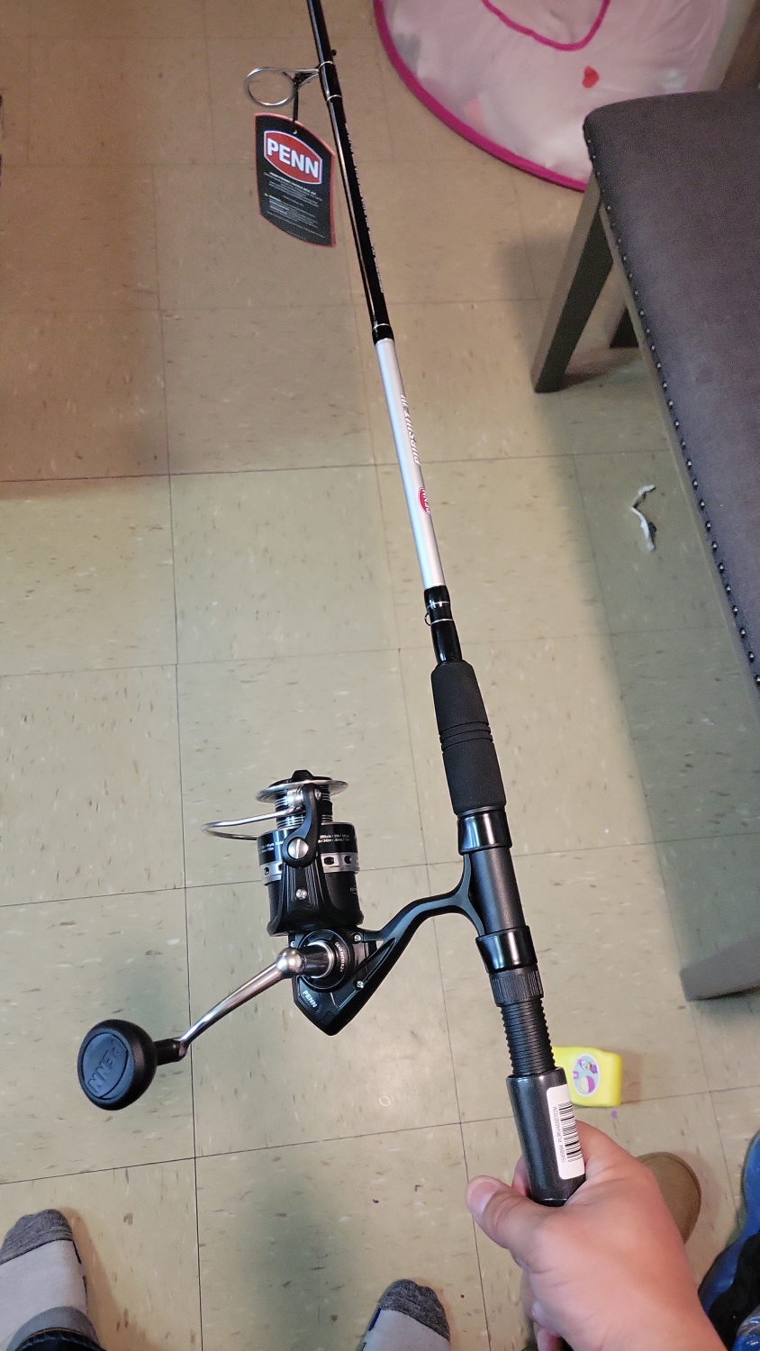PENN 10' Pursuit IV Fishing Rod and Reel Surf Spinning Combo Sporting  Fishing
