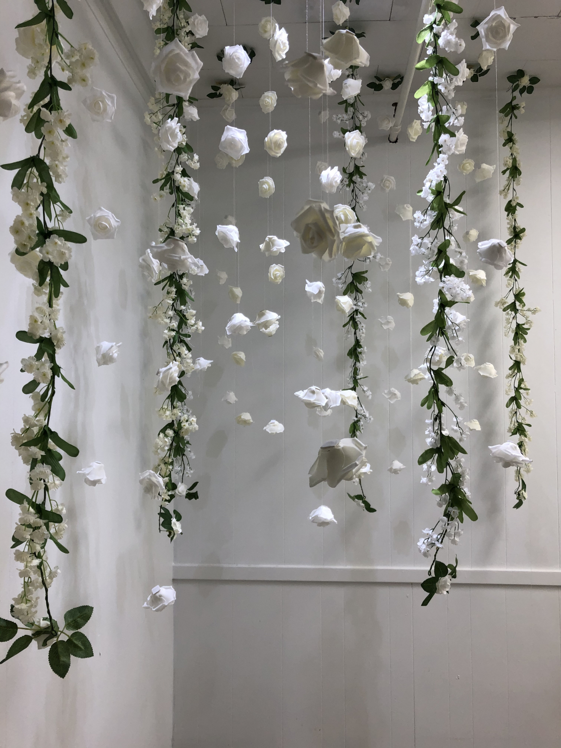 Floating Ivory Roses for Weddings - Foam 100Pcs 