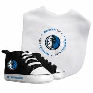 Dallas Mavericks Infant Bib & Shoes Gift Set