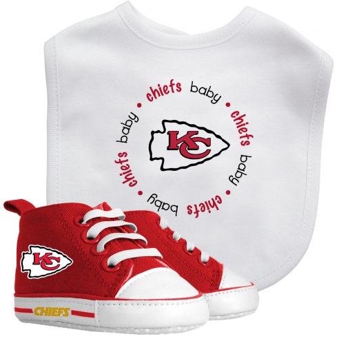 Kansas City Chiefs Infant Bib & Shoes Gift Set