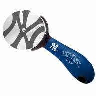 New York Yankees Pizza Cutter