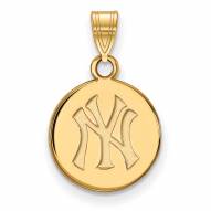 New York Yankees Sterling Silver Gold Plated Small Disc Pendant