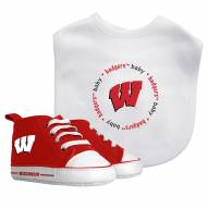 Wisconsin Badgers Infant Bib & Shoes Gift Set